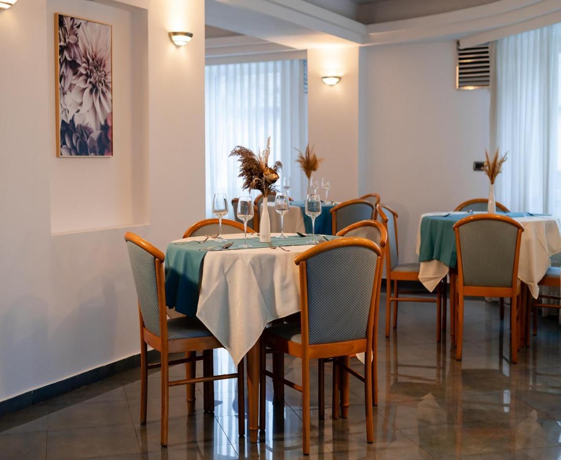 טימישוארה Hotel Excelsior מראה חיצוני תמונה