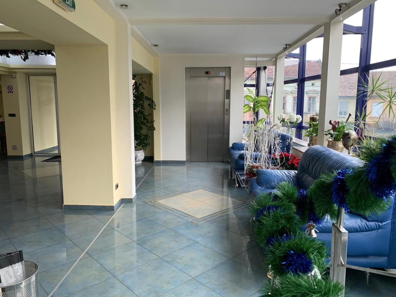 טימישוארה Hotel Excelsior מראה חיצוני תמונה