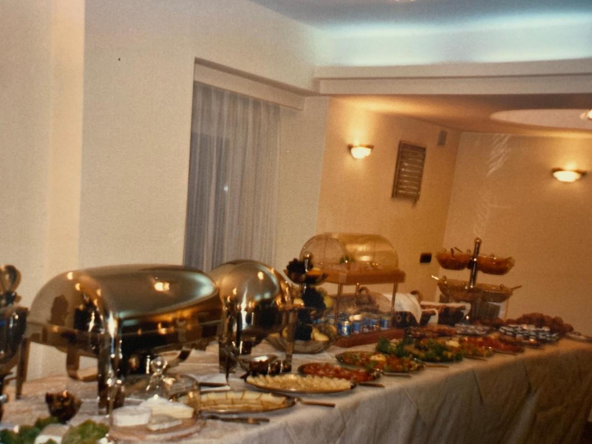 טימישוארה Hotel Excelsior מראה חיצוני תמונה